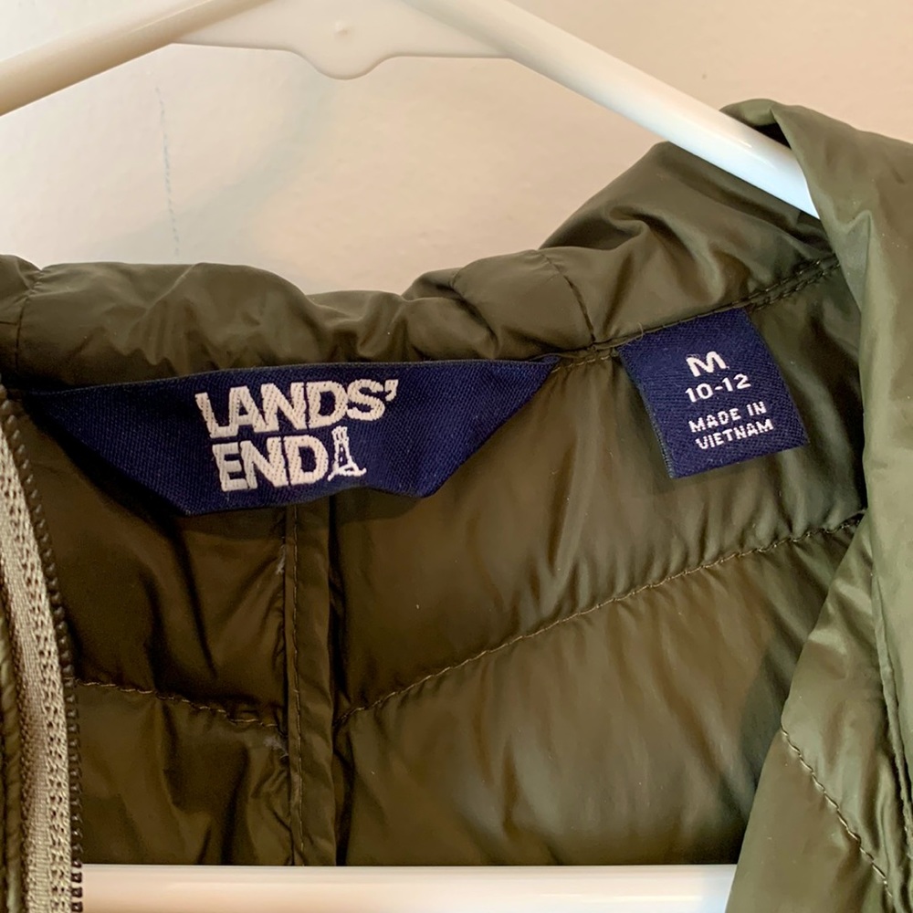 Lands’ End Wanderweight, long jacket size medium 10 to 12 in olive green